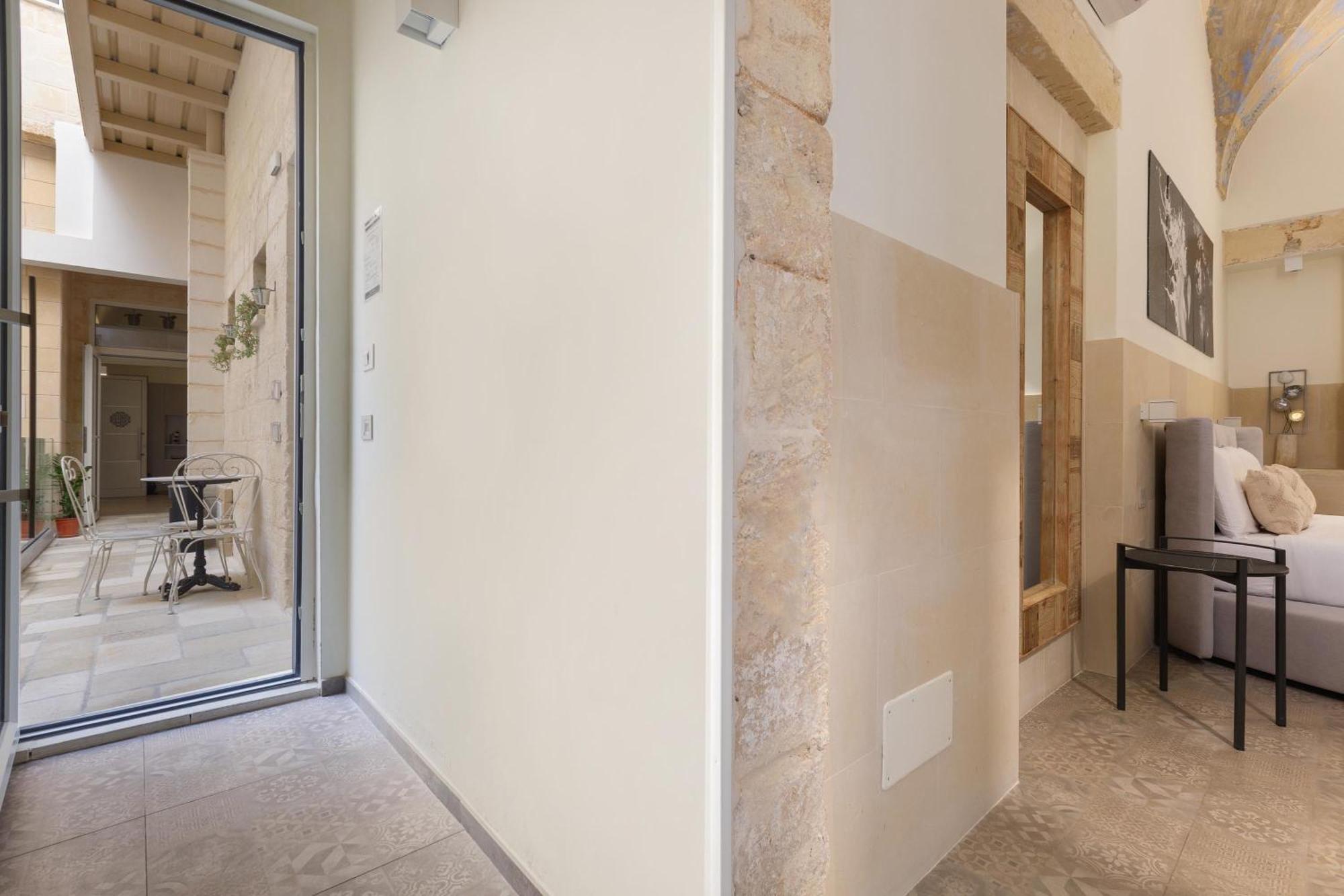 Liberty Barocco Hotell Lecce Exteriör bild